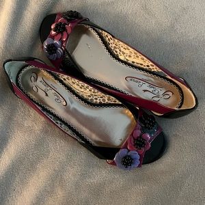 Poetic license floral flats